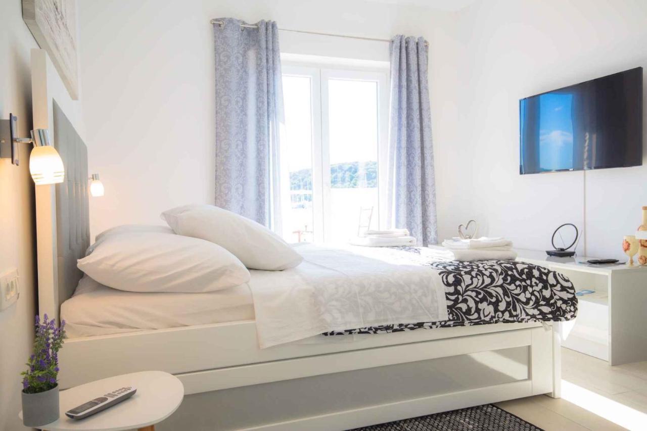 Apartments In Rogoznica 40364 Extérieur photo