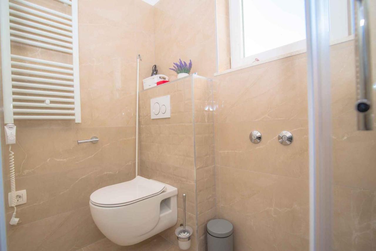 Apartments In Rogoznica 40364 Extérieur photo